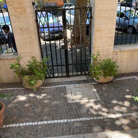 Edo Apartament Lido di Ostia Kültér fotó